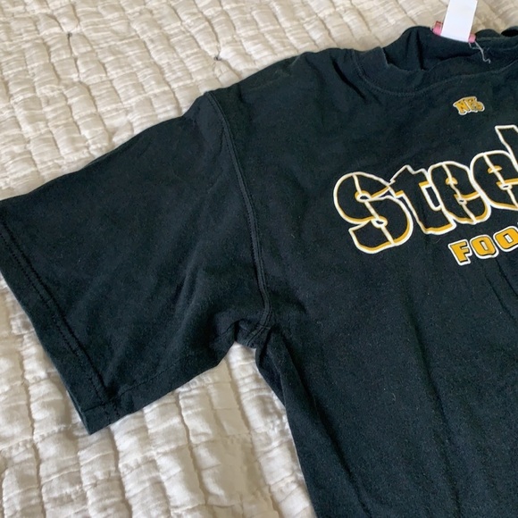 Pittsburgh Steelers Football Tee Shirt - Picture 8 of 10